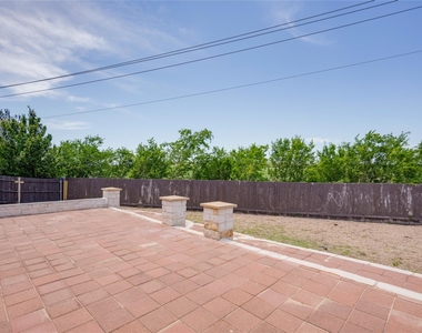 5701 Cass Ct - Photo Thumbnail 28