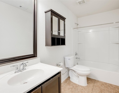 5701 Cass Ct - Photo Thumbnail 19
