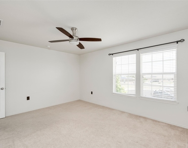 5701 Cass Ct - Photo Thumbnail 17