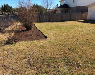 4105 Meadow Bluff Way - Photo Thumbnail 34