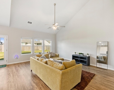 419 Windy Reed Rd - Photo Thumbnail 5