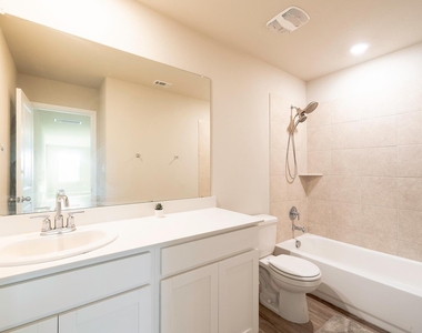419 Windy Reed Rd - Photo Thumbnail 20