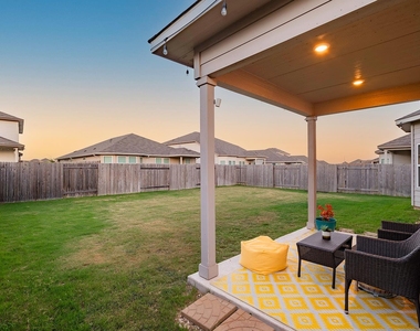 419 Windy Reed Rd - Photo Thumbnail 7
