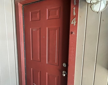 3702 S Second St - Photo Thumbnail 15