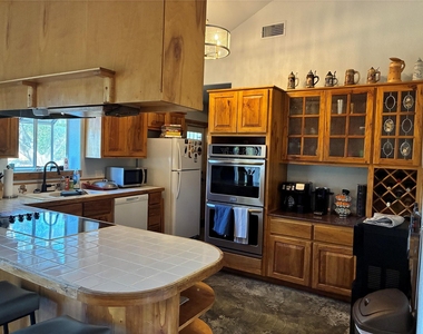 101 River Park Dr - Photo Thumbnail 5
