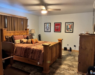 101 River Park Dr - Photo Thumbnail 11