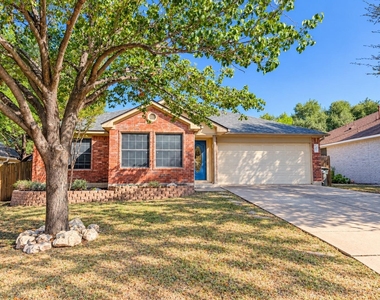 807 Hilltop Dr - Photo Thumbnail 1
