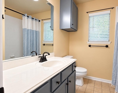 807 Hilltop Dr - Photo Thumbnail 17
