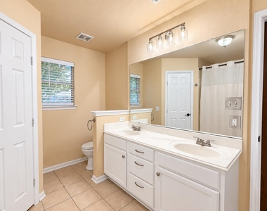 807 Hilltop Dr - Photo Thumbnail 14