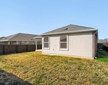 2521 Four Waters Loop - Photo Thumbnail 25