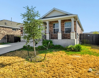 2521 Four Waters Loop - Photo Thumbnail 1