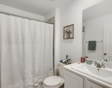 2521 Four Waters Loop - Photo Thumbnail 3