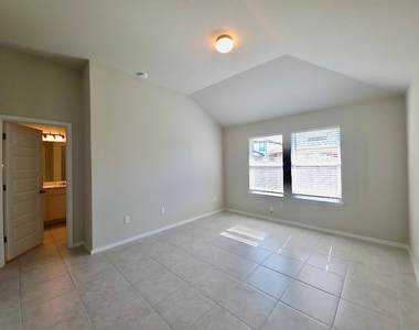 17103 Alturas Ave - Photo Thumbnail 11