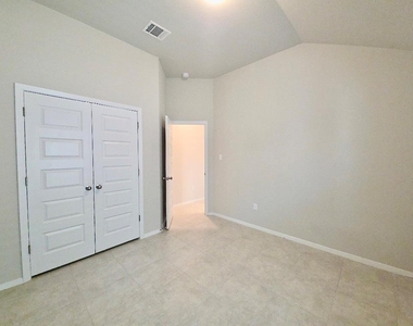 17103 Alturas Ave - Photo Thumbnail 14