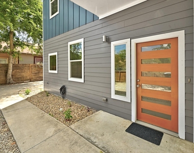 6213 Felix Ave - Photo Thumbnail 26
