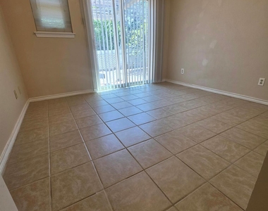 5503 Thunderbird St - Photo Thumbnail 9