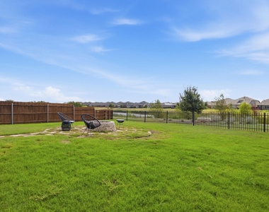 1100 S San Marcos St - Photo Thumbnail 27