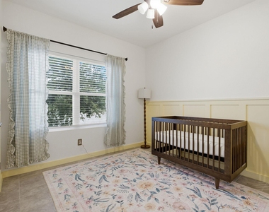 1100 S San Marcos St - Photo Thumbnail 17