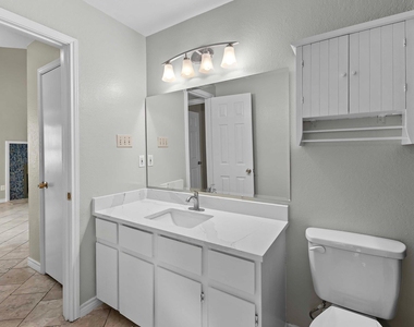 2304 Klattenhoff Dr - Photo Thumbnail 8