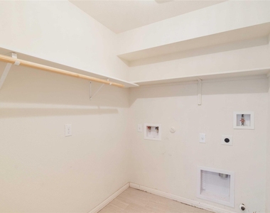 314 Foxglove Dr - Photo Thumbnail 9