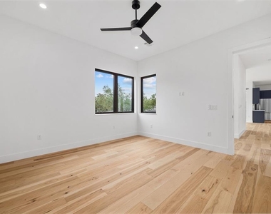 200 N Lake Hills Dr - Photo Thumbnail 23