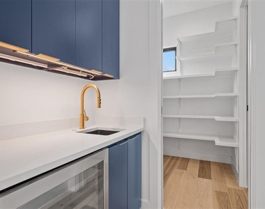 200 N Lake Hills Dr - Photo Thumbnail 20