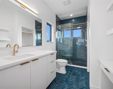 200 N Lake Hills Dr - Photo Thumbnail 26