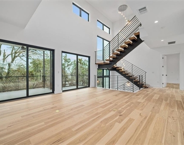 200 N Lake Hills Dr - Photo Thumbnail 12