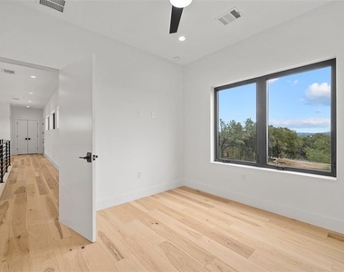 200 N Lake Hills Dr - Photo Thumbnail 29