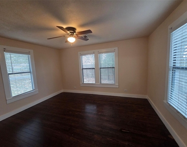 3400 W State Highway 71 - Photo Thumbnail 9