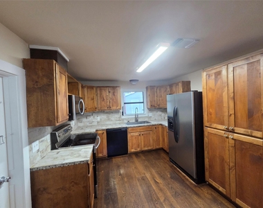 3400 W State Highway 71 - Photo Thumbnail 4
