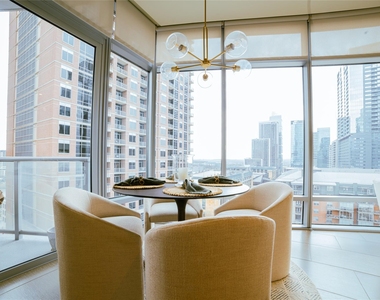 200 Congress Ave - Photo Thumbnail 4