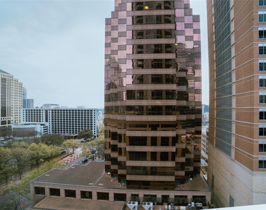 200 Congress Ave - Photo Thumbnail 2