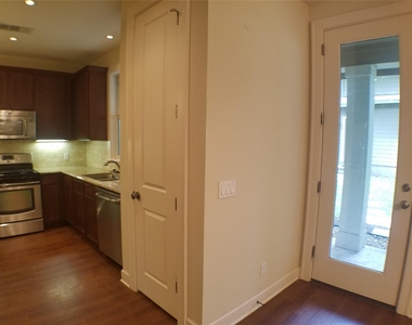 5408 Evans Ave - Photo Thumbnail 9