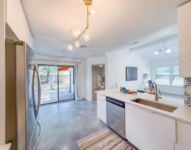 14527 Donald Dr - Photo Thumbnail 11