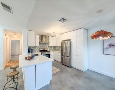 14527 Donald Dr - Photo Thumbnail 6