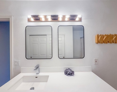 14527 Donald Dr - Photo Thumbnail 21