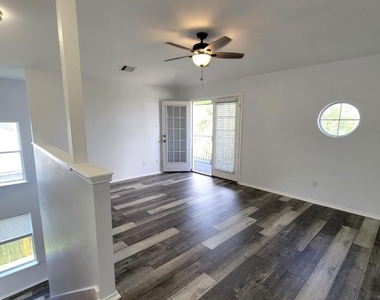 14813 Earl Grey Ln - Photo Thumbnail 4