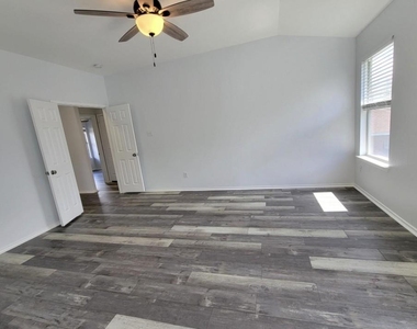 14813 Earl Grey Ln - Photo Thumbnail 14