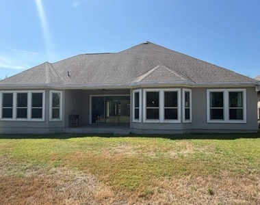 467 Jacksdaw Dr - Photo Thumbnail 18