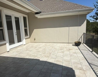 467 Jacksdaw Dr - Photo Thumbnail 20