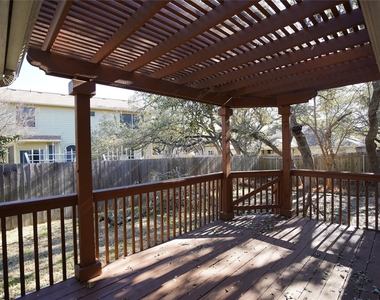 5702 Fitchwood Ln - Photo Thumbnail 16
