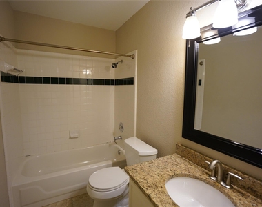 5702 Fitchwood Ln - Photo Thumbnail 12