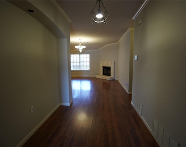 5702 Fitchwood Ln - Photo Thumbnail 1
