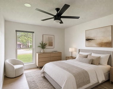 304 Skyloop Dr - Photo Thumbnail 13