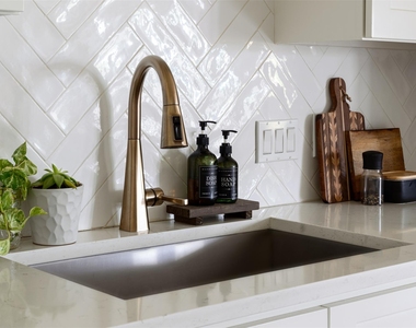 304 Skyloop Dr - Photo Thumbnail 10