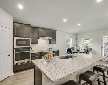 3703 Stillwood Ln - Photo Thumbnail 2