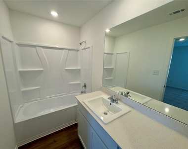 2221 Cumulus Ct - Photo Thumbnail 12