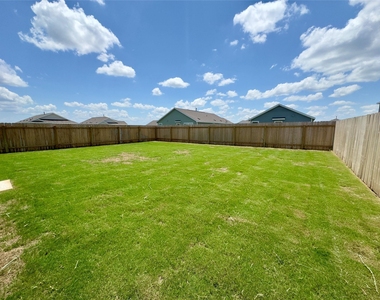 2221 Cumulus Ct - Photo Thumbnail 23
