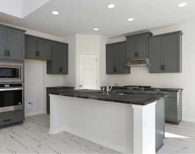 13322 Ares Way - Photo Thumbnail 7